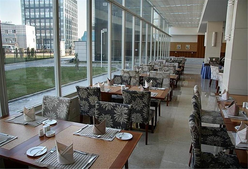 Best Western Grandsky Hotel Peking Exteriör bild